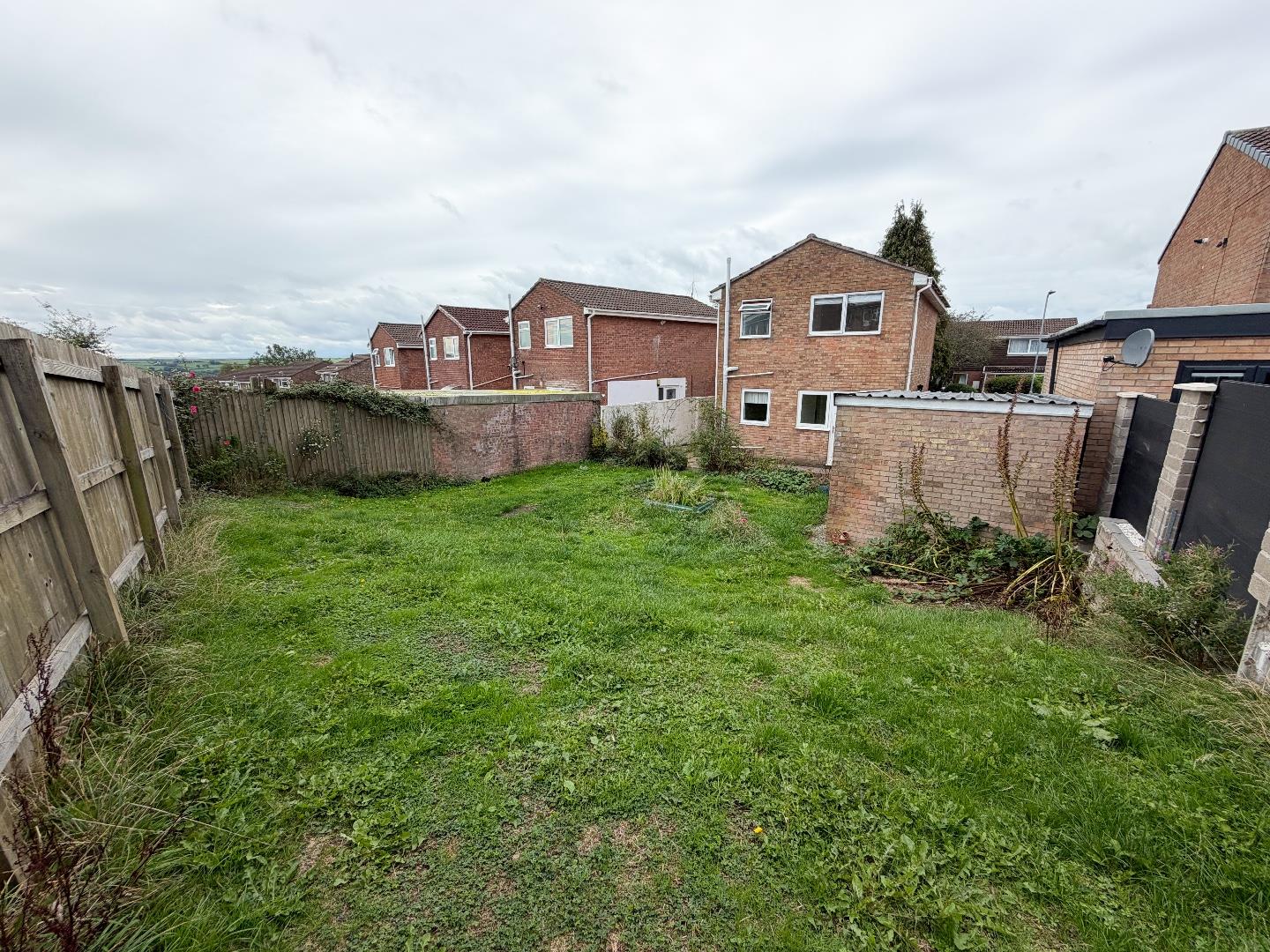 Maes Talcen, Bridgend, Bridgend County Borough, CF31 2LQ